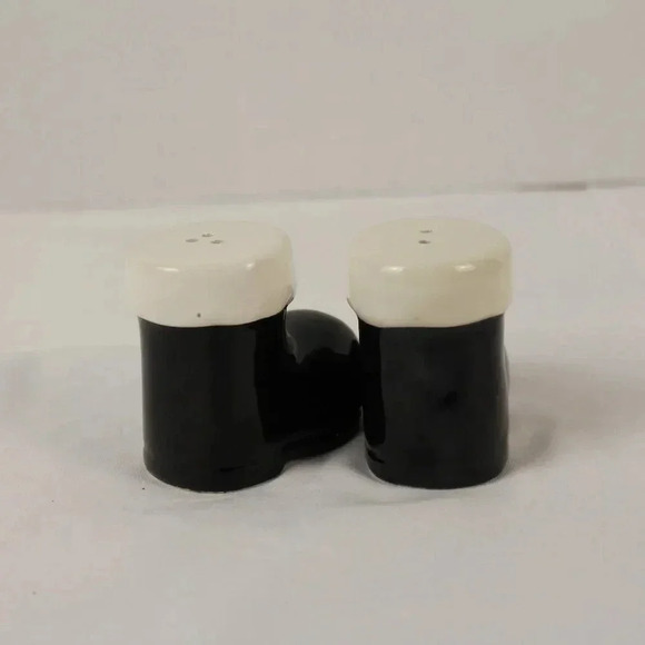 Salt&Pepper Set  - Picture 2 of 3